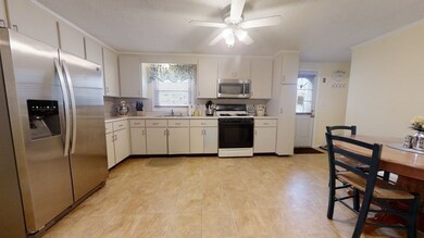 12 Oakland St, Watertown, MA 02472 - photo 7