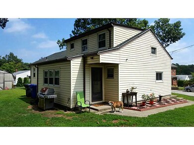 Exterior Back. Dog not included :)