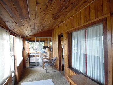 7 Sunporch