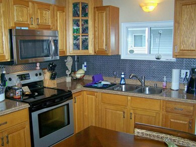 12 Whitten St unit D, Hampton, NH 03842 - photo 4