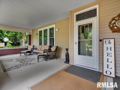 1012 Edward St, Henry, IL 61537 - photo 2