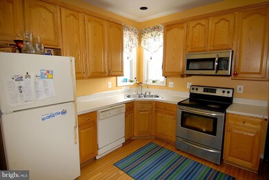 9101 Mulder Ct, Manassas, VA 20111 - photo 7