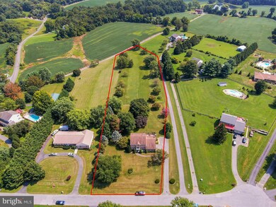 23125 Bank Barn Ct, Germantown, MD 20876 - photo 2