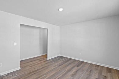 1144 Garland Lake Cir SW, Supply, NC 28462 - photo 6