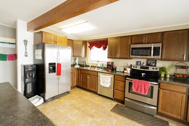 809 16th Ave E, Polson, MT 59860 - photo 6