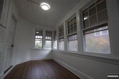 161 Chestnut St, Leonia, NJ 07605 - photo 4