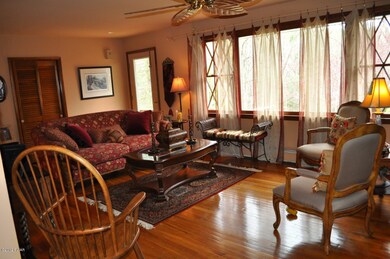 111 Nearing Ln, Milford, PA 18337 - photo 7