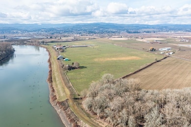 35308 Riverside Ln, Scappoose, OR 97056 - photo 2