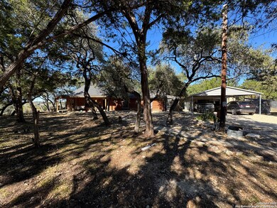 620 Lake Forest Rd, Pipe Creek, TX 78063 - photo 6