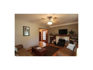 Living Room-L1.