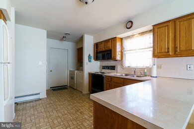 150 Main St, Red Hill, PA 18076 - photo 5