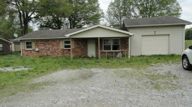 1404 Kingsway Ln, Manchester, TN 37355 - photo 2