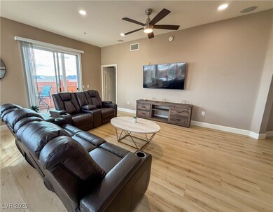 63 E Agate Ave unit 509, Las Vegas, NV 89123 - photo 4