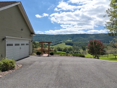 321 Cumberland Gap Rd, Newport, VA 24128 - photo 7