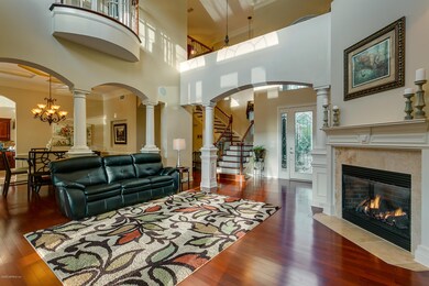 1985 Summit Ridge Rd-Family Room View 3