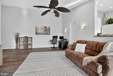 2443 Blue Spring Ct, Odenton, MD 21113 - photo 6