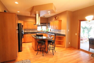 925 Timber Ridge Dr, Oregon, WI 53575 - photo 7