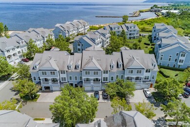 BUILDING WITH #14 SKIMMER LANE