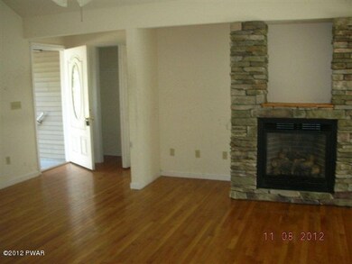 113 Genesis Dr, Milford, PA 18337 - photo 2