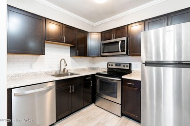 1935 Gardiner Ln F87-17