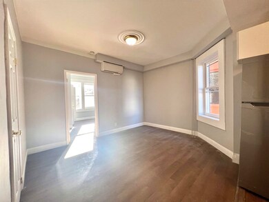 934 Pavonia Ave unit 4, Jersey City, NJ 07306 - photo 5