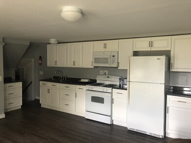 6 Green St unit 3, Carver, MA 02330 - photo 4