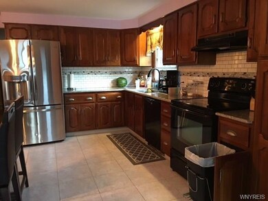 927 Sun Valley Dr, North Tonawanda, NY 14120 - photo 6