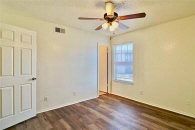 8033 Cambridge Cir unit 35, Fort Worth, TX 76108 - photo 4