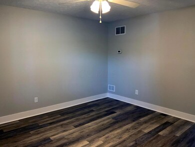5 Living Room