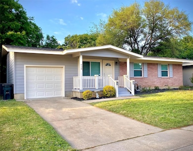 628 Willow St, Hurst, TX 76053 - photo 2