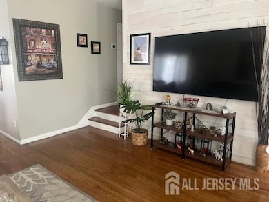 14 Jefferson St, Metuchen, NJ 08840 - photo 4