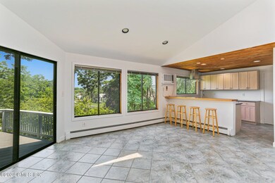 323 Riverside Ave, Riverside, CT 06878 - photo 6