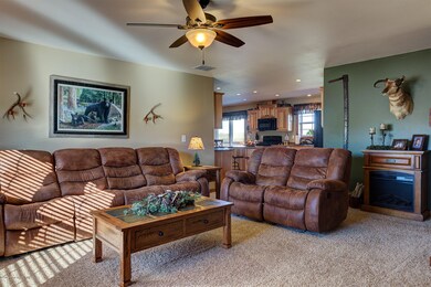 14945 Cochise St, Williston, ND 58801 - photo 4