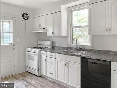 3321 Northway Dr, Parkville, MD 21234 - photo 6