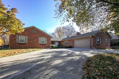 2051 Bridgeport Dr, Lexington, KY 40502 - photo 2