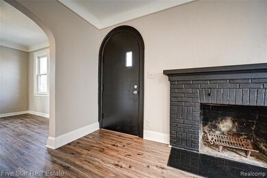 172 Nelson St, Pontiac, MI 48342 - photo 4