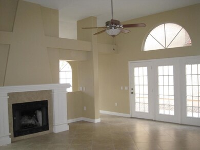 (07) Family Room
