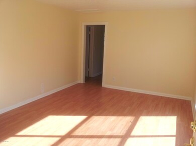 2503 Una Dr, Jacksonville, FL 32216 - photo 4