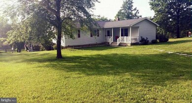 23 Wild Turkey Ln, Berkeley Springs, WV 25411 - photo 2