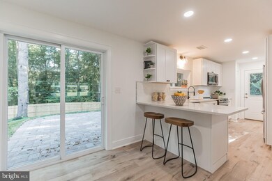 2213 Windsor Cir, Broomall, PA 19008 - photo 7