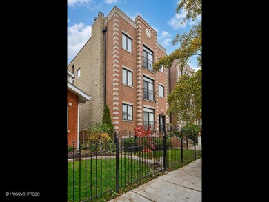 unlisted-address, Chicago, IL 60625 - photo 2