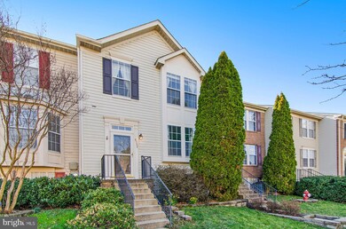 8532 Pine Meadows Dr, Odenton, MD 21113 - photo 2