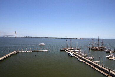 Dockside 9F_front balcony view