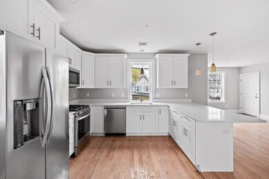 229 Centre St unit 3, Quincy, MA 02169 - photo 6