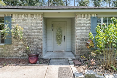 202 Ridgewood Dr, Magnolia, TX 77355 - photo 5