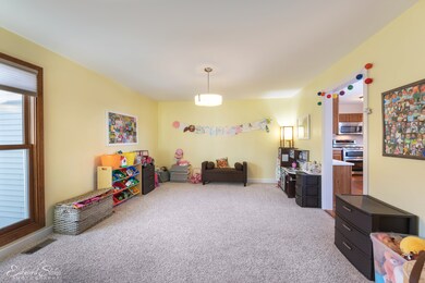 610 Sandpiper Ct, Algonquin, IL 60102 - photo 4