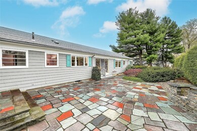 10 Marshall Rd, Cranston, RI 02920 - photo 3