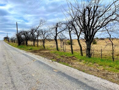 2815 Cr 4010, Decatur, TX 76234 - photo 2