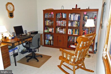 8615 Fluttering Leaf Trail unit 205, Odenton, MD 21113 - photo 6