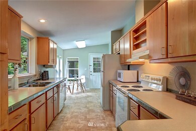 8311 224th St SW, Edmonds, WA 98026 - photo 7